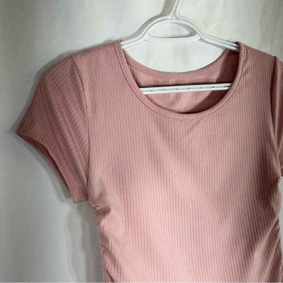Wild Fable Dusty Rose Ribbed Side Drawstring Short Sleeve Tee - Picture 4 of 7
